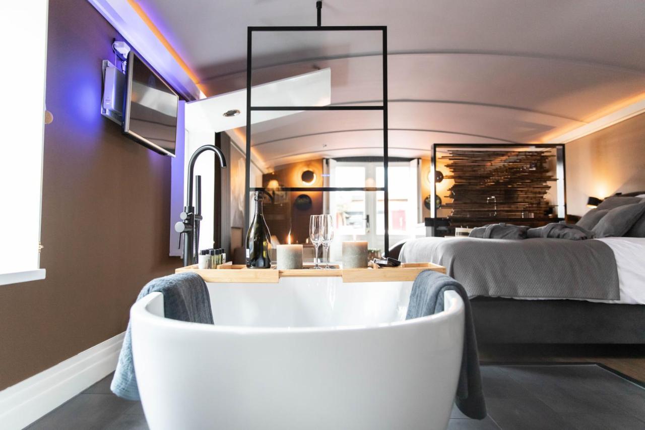 Wellnessboat De Michiel De Ruyter Hotel Groningen Eksteriør billede