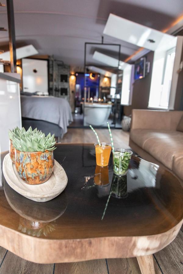 Wellnessboat De Michiel De Ruyter Hotel Groningen Eksteriør billede