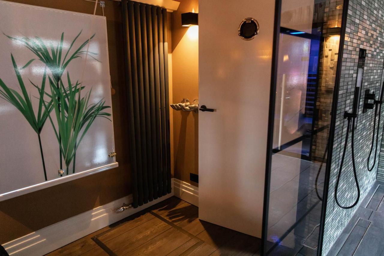 Wellnessboat De Michiel De Ruyter Hotel Groningen Eksteriør billede