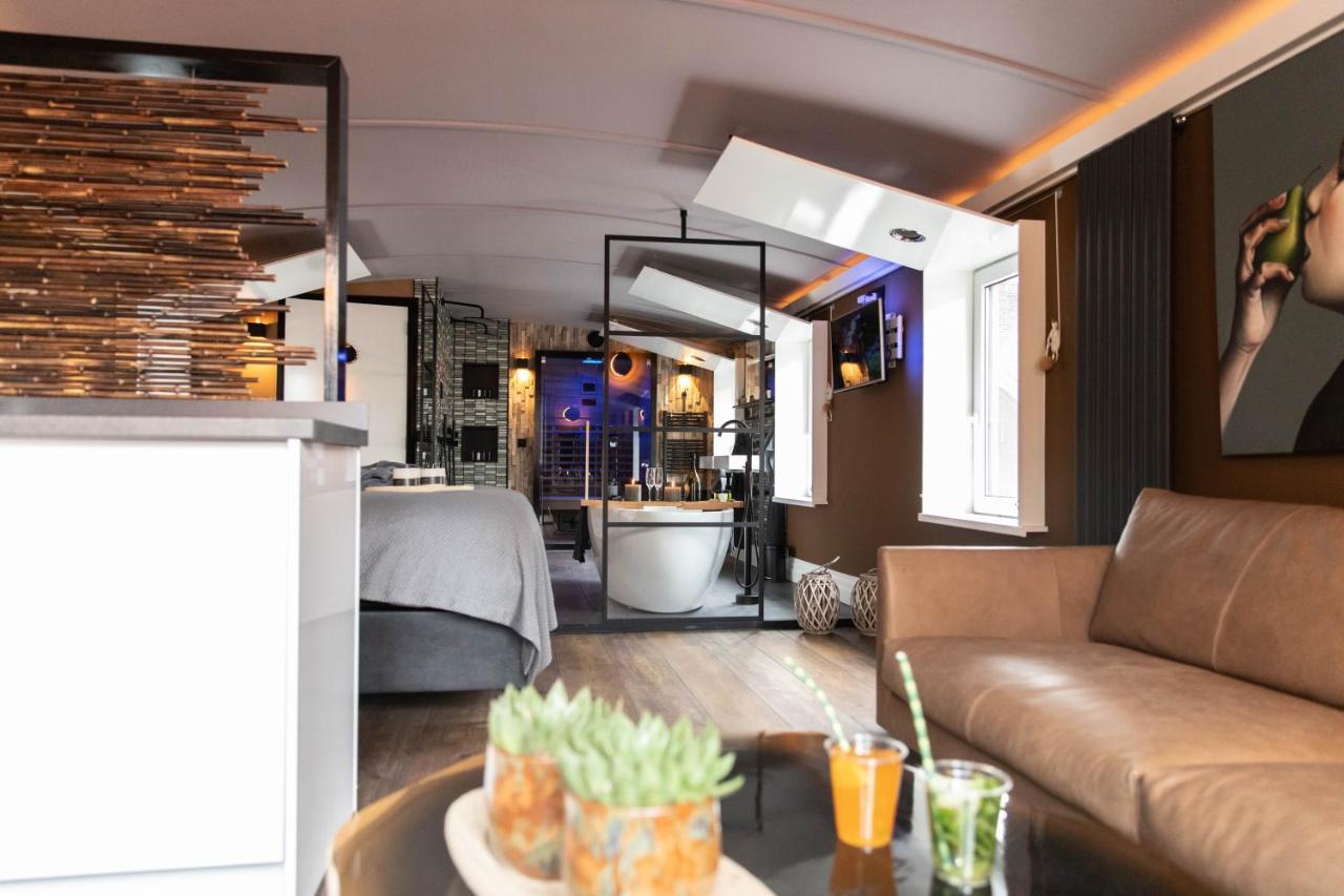 Wellnessboat De Michiel De Ruyter Hotel Groningen Eksteriør billede