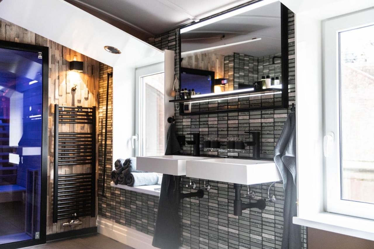 Wellnessboat De Michiel De Ruyter Hotel Groningen Eksteriør billede
